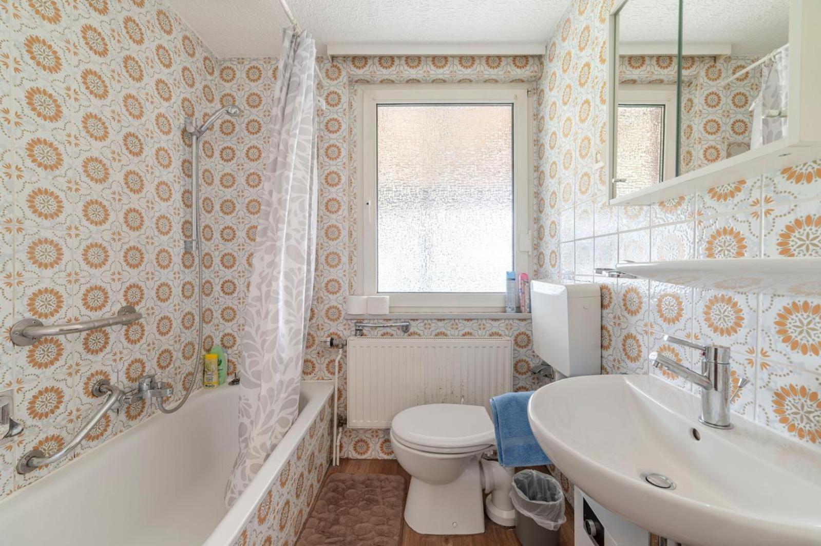 Cozy Villa With Garden, Balcony And Parking Area In Duesseldorf Екстериор снимка